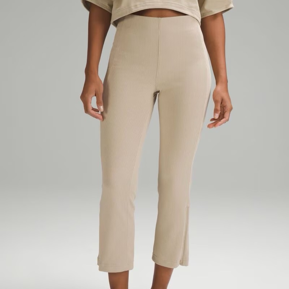 Ribbed Softstreme Zip-Leg High-Rise Cropped Pants 25"